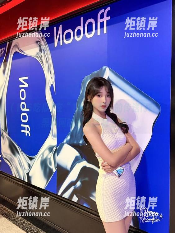 166吃瓜 在“166吃瓜”的传送门前,黑料网的好戏即将上演!