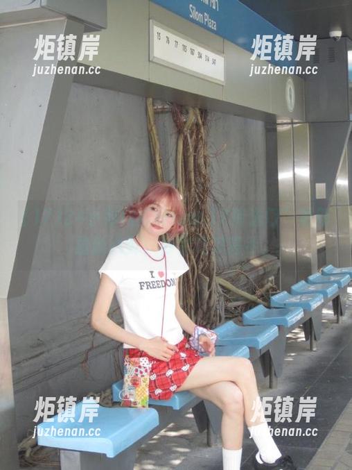 17 24小时内“www.17传送门”更新最新八卦,秒变吃瓜高手。
