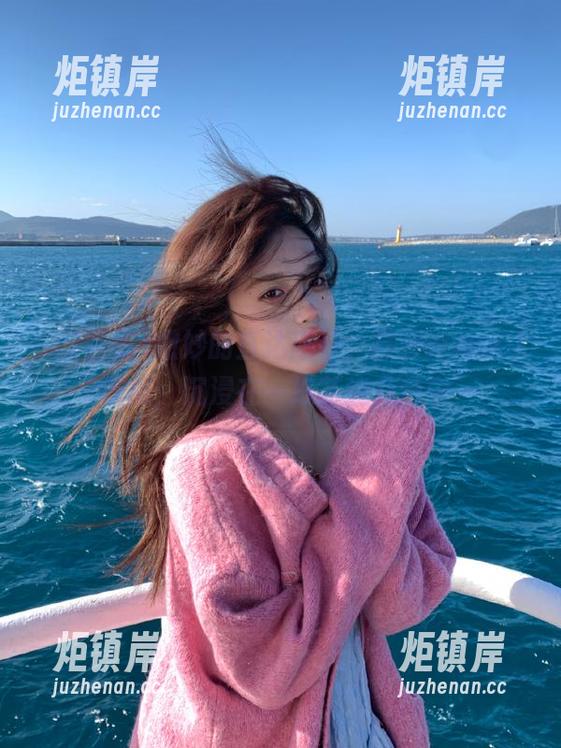 微妙的直达感受，打开www.17吃瓜，沉浸在一堆花边八卦中…
