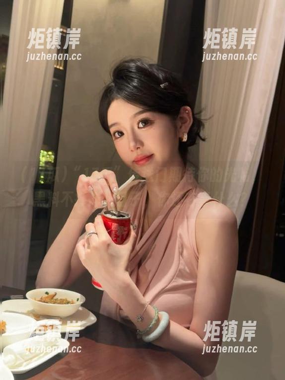 17瓜 “17瓜”传送门期待你的光临,黑料不打烊的日子,你还在等什么?