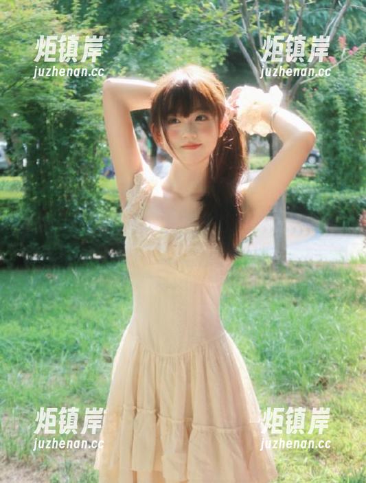51吃瓜 51吃瓜:学生校园“热心线路”,竟成热闹话题,简直够意思。