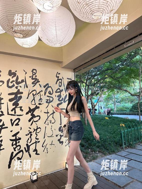 关于51吃瓜网站的网址，我唯一感受到的是无尽的好奇心和小心翼翼。
