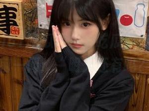 51吃瓜网页,吃瓜到停不下来,睡前一问:“明天还有吗?”