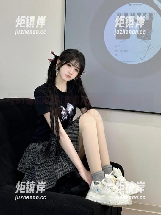 51吃瓜网 51吃瓜网发布:谁在这儿一边追剧一边流口水?