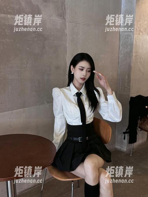 51吃瓜网 点击51吃瓜网cg传送门,看今天的热搜,难道是我一夜之间变成香蕉?