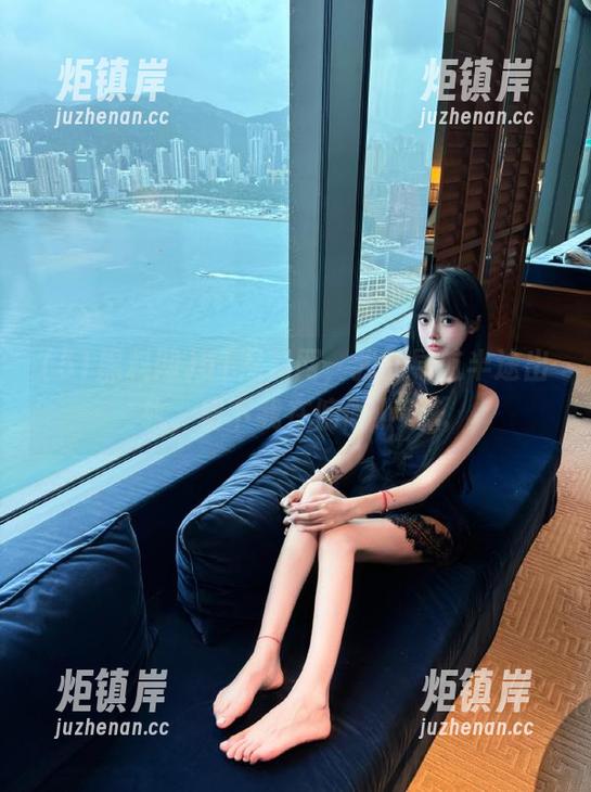 51黑料网，我的导航半途出轨，留下我在偏僻小巷...
