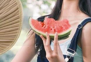 911黑料网的ios注册:八卦的道具竟然是…