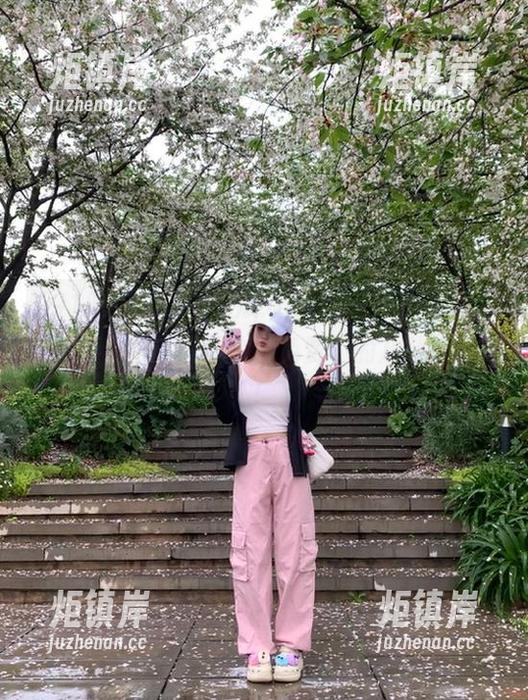 91吃瓜 “91吃瓜.apk”——你可能会觉得不小心下载了个“免费”的八卦炸弹啊!