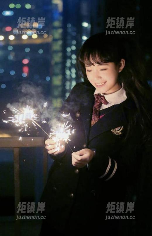 91吃瓜中心 我在“91吃瓜中心”的传送门前徘徊,今天的瓜好像比昨天甜,还有点儿小八卦哦!