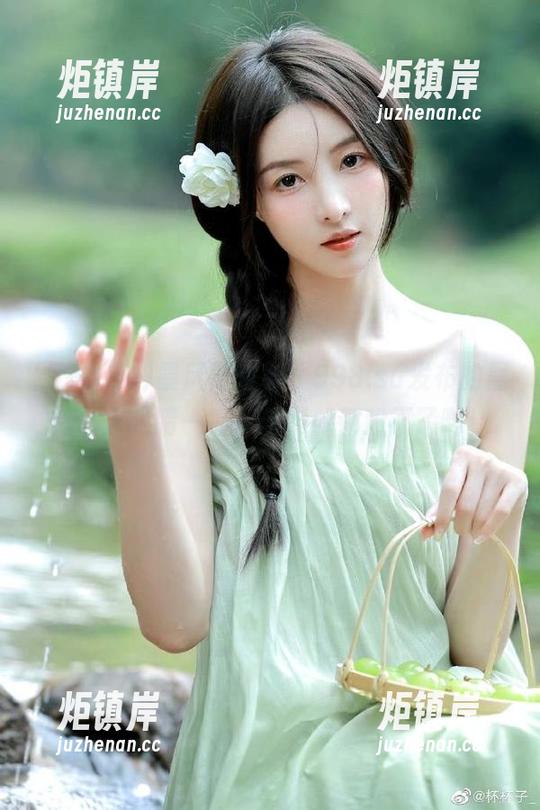 998.su 暴风雨来袭,998.su发布的黑料让人眼睛一亮,想要躲都躲不了啊!