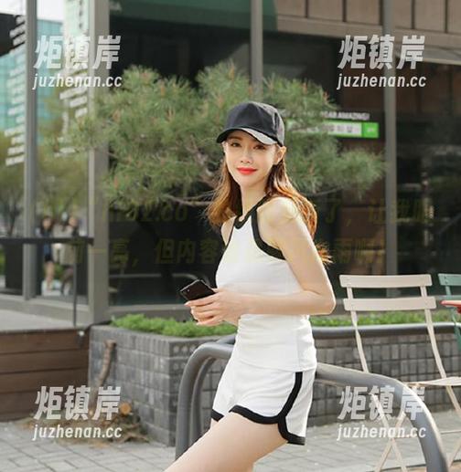 hl “hl02.co”的线路更新了,让我眼前一亮,但内容也是腥风血雨啊!