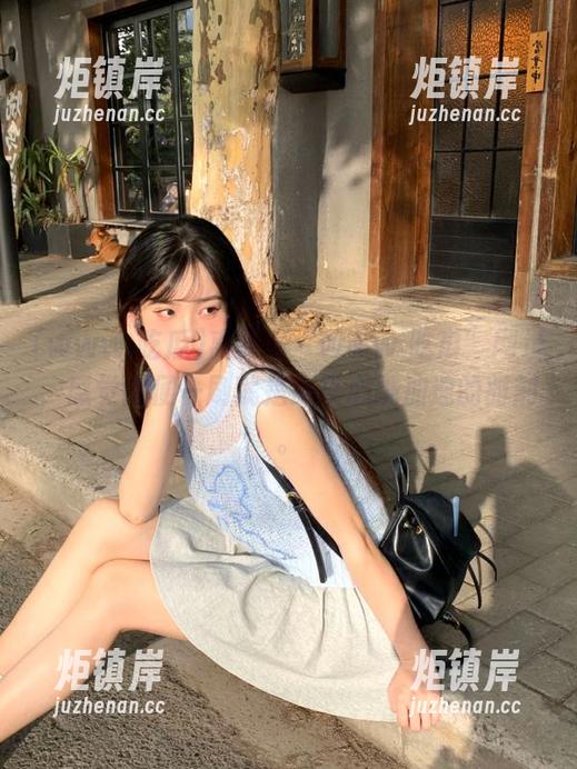 www.吃瓜 离不开“www.吃瓜”网址,感觉随便一刷就是深夜心跳加速的时刻。