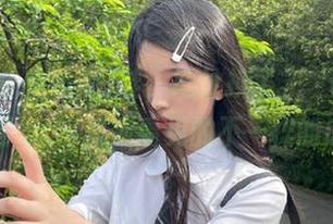 哇，地址换了，‘www.吃瓜网.cc’里能看见的不一样的瓜哎！