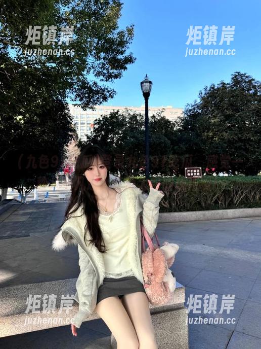 九色91吃瓜 登录九色91吃瓜,感觉一秒从平凡进入奇葩大赏的现场啊!