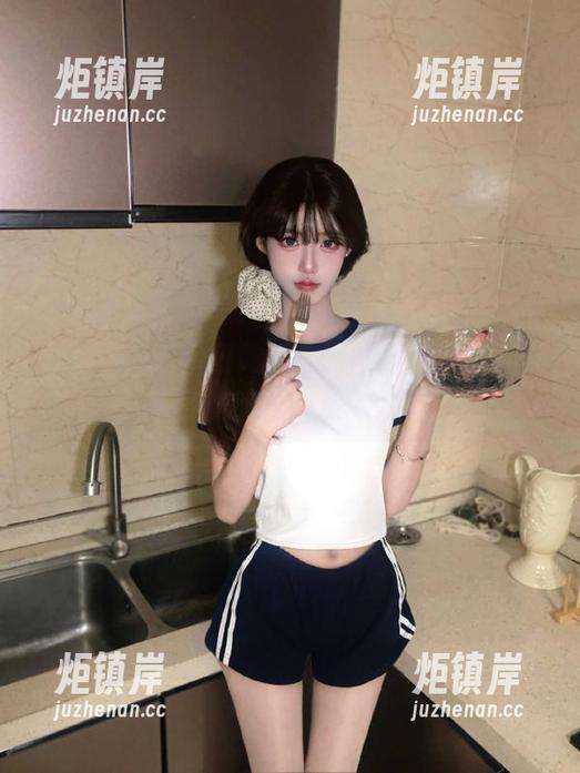 今日吃瓜 今日吃瓜官网每日报到,今天的热门大瓜可是个让人囧的存在!