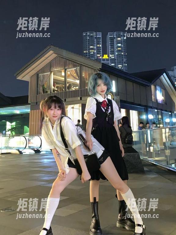 冲哥黑料精选 “冲哥黑料精选”:折耳根和我,永久的味蕾纠缠!