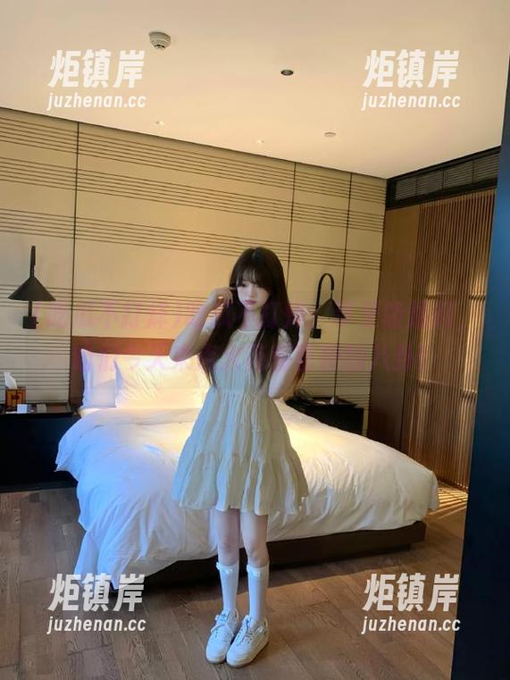 吃瓜不打烊 吃瓜不打烊:苹果版爆料,咱们今天来点火花和蜜糖的八卦!
