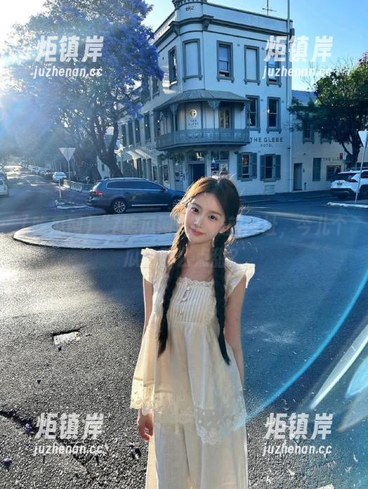 吃瓜网 “7吃瓜网”又推新网址,今儿个瓜有那么点甜?