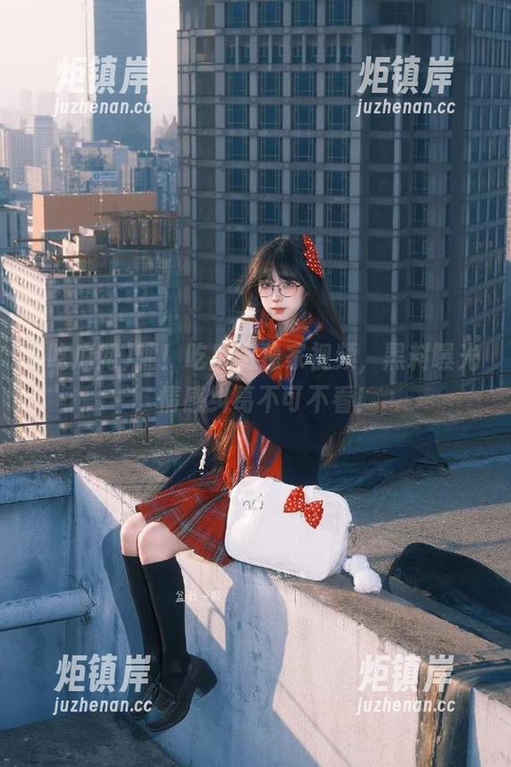 吃瓜网 嚯!吃瓜网独家视频,黑料曝光,情感纠葛不可不看!