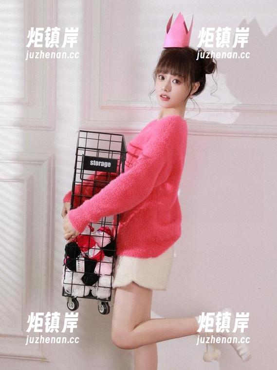 吃瓜网 吃瓜网网站不删档,热门瓜透出甜腻的味道,深究下去又会划出哪些新鲜事?