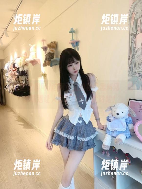 社区黑料网 这网页里的社区黑料网,瓜的味道让人难以自拔,哈哈哈!
