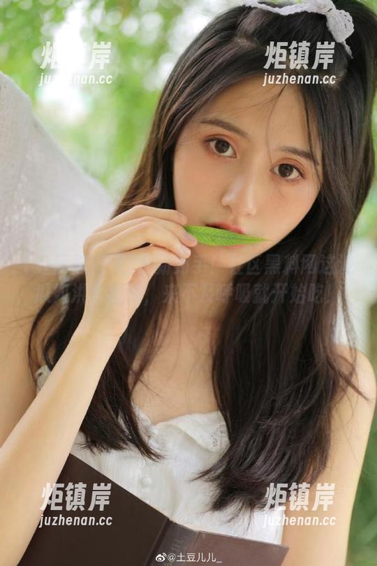 更新到手！社区黑料网这波瓜如洪水猛兽，来不及呼吸就开始吃！