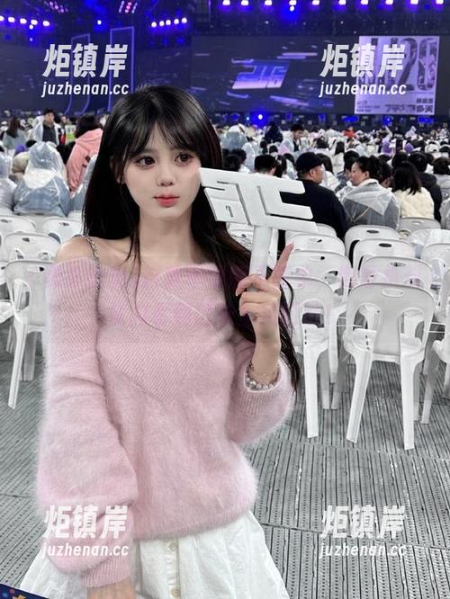 黑哥扒料 这款苹果版不简单,黑哥扒料从内容到口味全接口味!