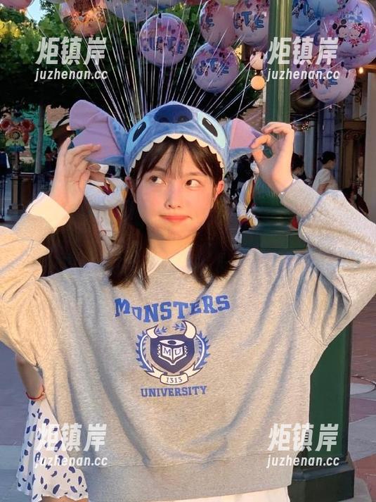 黑料51 开启黑料51Login,瞬间进入网红的另一种“圈子”…
