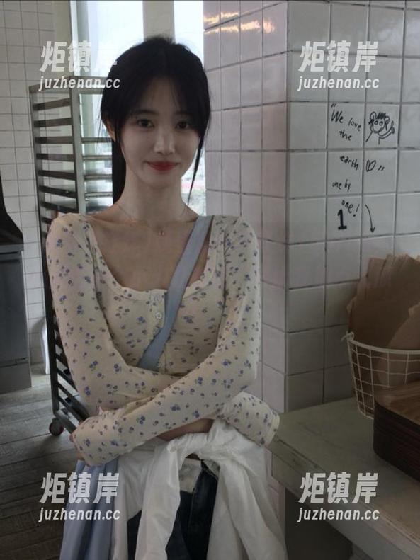 黑料不打烊 观看黑料不打烊155fun,心里像有个小人儿在说“再给我加点儿瓜!”