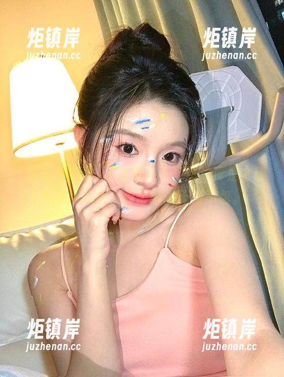 下载黑料不打烊，真是个让人沉迷的网，惊险刺激无所不包。