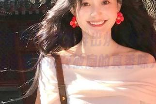首页新鲜出炉,91黑料正能量让你意外收获被扇的真香味儿!