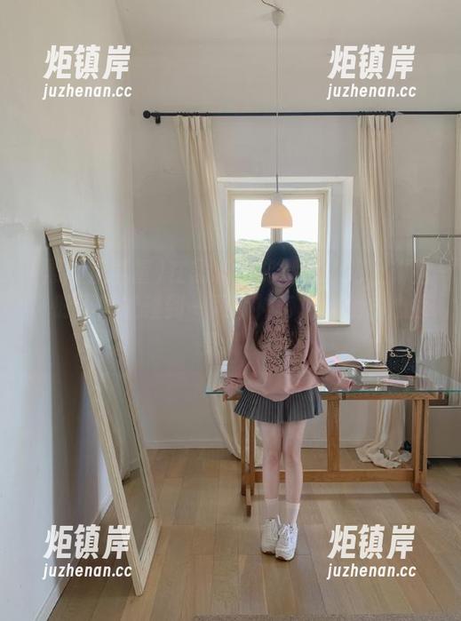 黑料正能量 在黑料正能量的线路上徘徊,时不时能碰到一两个神奇瓜,我虚心接受哦!