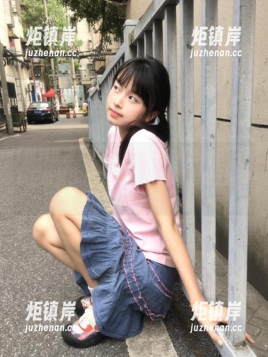 黑料正能量 黑暗中寻找光,快下载“黑料正能量fuli33苹果版”!你会爱上这种奇妙