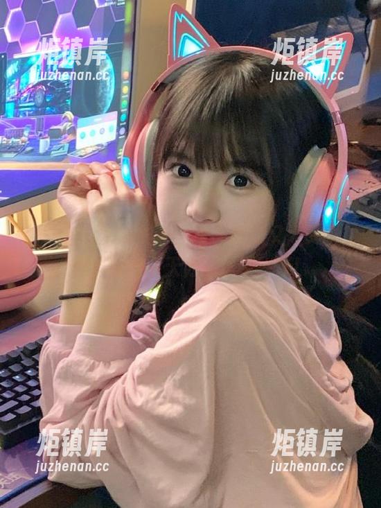线路一：今天的瓜又大又甜，黑料社区今天为你送上一斤！