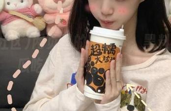 网页里的新鲜事，黑料社区的瓜吃到嘴里都甜得发腻