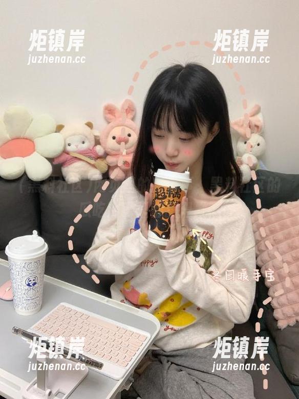 黑料社区 网页里的新鲜事,黑料社区的瓜吃到嘴里都甜得发腻