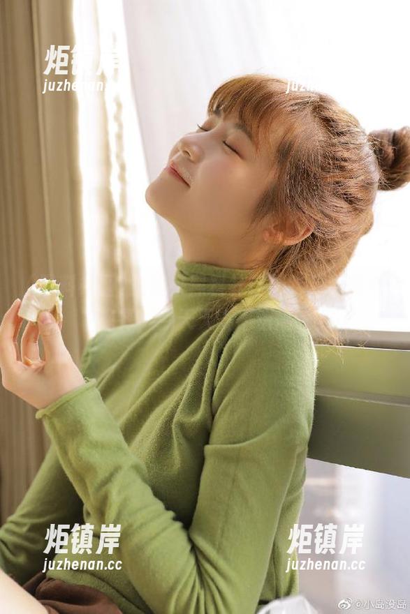 免费来黑料社区，吃瓜也能当晚餐，今天天气不错哦～