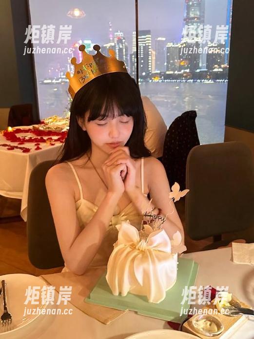黑料网 跟随导航到黑料网,在线的爆料让我瓜友们都看呆了!