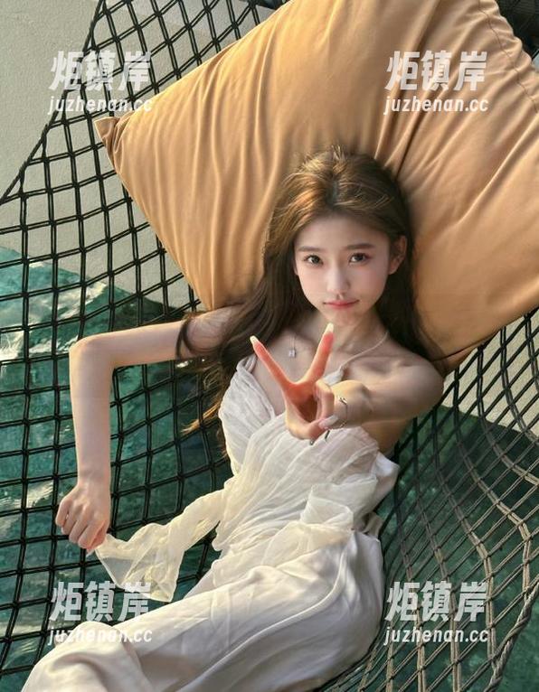 黑料网 911黑料网——潜伏在八卦的入口,瞧好了别被雷到!